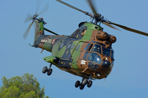 Hélicoptère de transport SA330 Puma ALAT