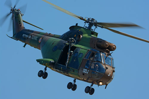 Hélicoptère de transport SA330 Puma ALAT