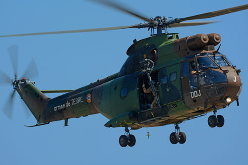 Hélicoptère de transport SA330 Puma ALAT