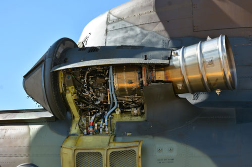 Hélicoptère de transport lourd CH47D Chinook de la FAMET espagnole