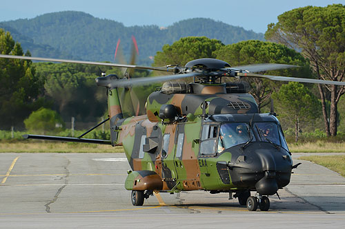 Hélicoptère de transport NH90 Caïman de l'ALAT