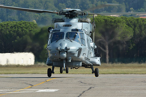 Hélicoptère de lutte anti-sous-marine NH90 Caïman de la Marine française