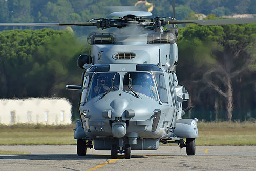 Hélicoptère de lutte anti-sous-marine NH90 Caïman de la Marine française