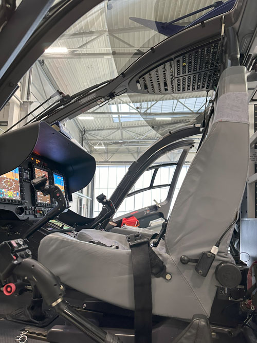 Cockpit de l'hélicoptère H145 D3 du Luxembourg Air Rescue (LAR)