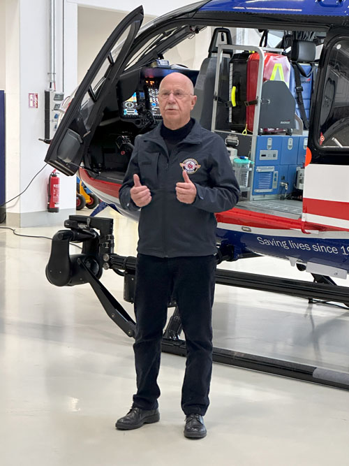 René Closter, Président-Fondateur du Luxembourg Air Rescue, présente les nouveaux hélicoptères, lors de la conférence de Presse du 8 décembre 2023