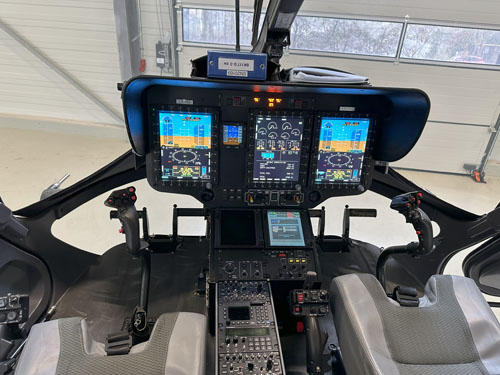 Cockpit de l'hélicoptère H145 D3 du Luxembourg Air Rescue (LAR)