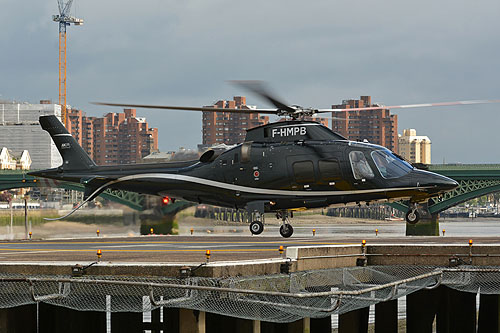 Hélicoptère AW109 Grand F-HMPB Skycam Helicopters