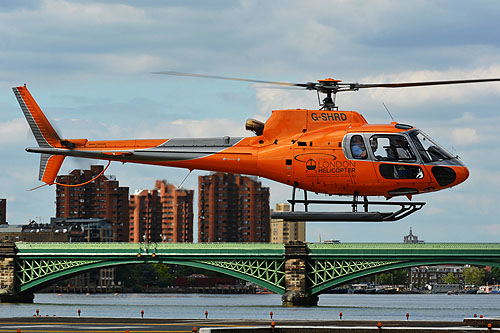 Hélicoptère AS350 B2 Ecureuil G-SHRD London Helicopter