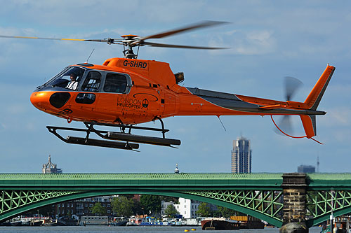 Hélicoptère AS350 B2 Ecureuil G-SHRD London Helicopter