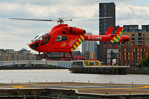 Hélicoptère MD902 Explorer G-EHMS London Air Ambulance