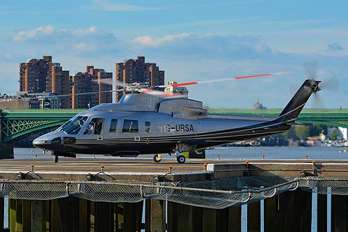 Hélicoptère Sikorsky S76C G-URSA de Capital Air Services