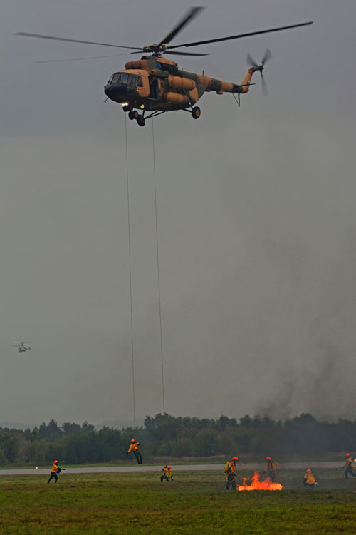 Hélicoptère de transport MI17 afghan