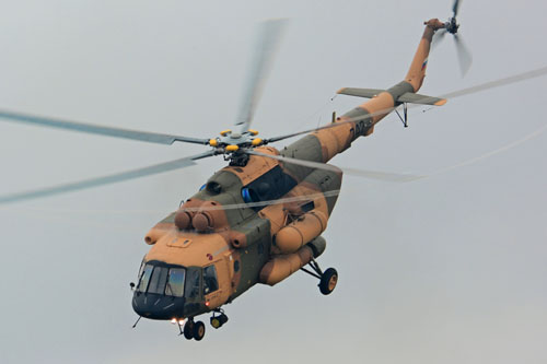 Hélicoptère de transport MI17 afghan