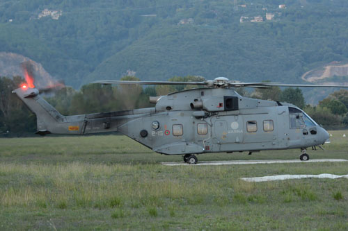 Hélicoptère AW101 ASH Mk410 Marine italienne