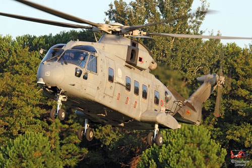 Hélicoptère AW101 ASH Mk410 Marine italienne