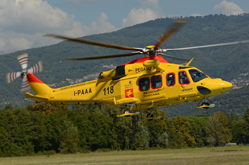 Hélicoptère de secours AW139 I-PAAA Pegaso 3 d'INAER