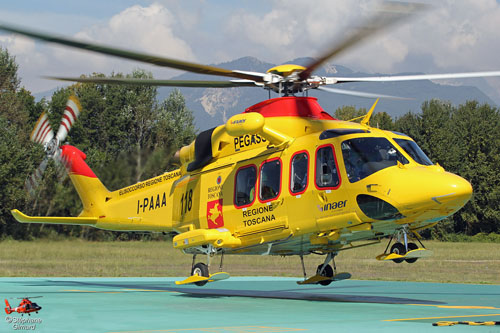 Hélicoptère de secours AW139 I-PAAA Pegaso 3 d'INAER