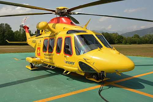 Hélicoptère de secours AW139 I-PAAA Pegaso 3 d'INAER