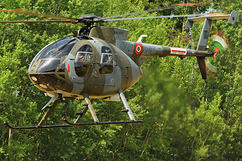 Hélicoptère NH500 Aeronautica Militare