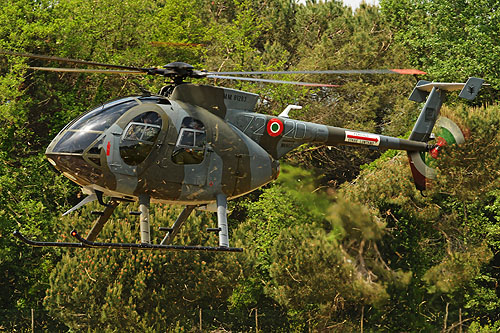 Hélicoptère NH500 Aeronautica Militare