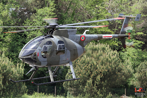 Hélicoptère NH500 Aeronautica Militare