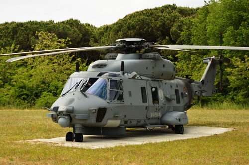 Hélicoptère NH90 NFH Marina Militare