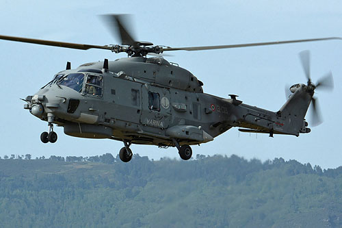 Hélicoptère NH90 NFH Marina Militare