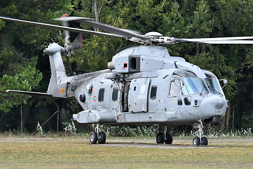 Hélicoptère AW101 ASH Mk413 Marina