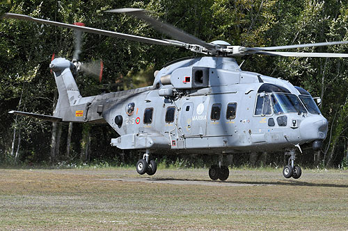 Hélicoptère AW101 ASH Mk413 Marina