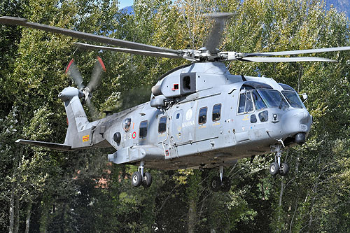 Hélicoptère AW101 ASH Mk413 Marina