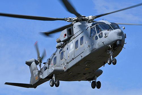 Hélicoptère AW101 ASH Mk413 Marina