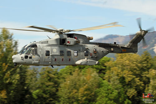 Hélicoptère AW101 ASH Mk413 Marina