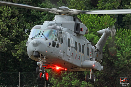 Hélicoptère AW101 ASH Mk413 Marina