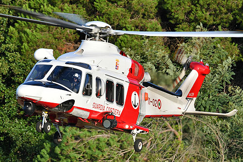 Hélicoptère de recherche et sauvetage AW139 Guardia Costiera