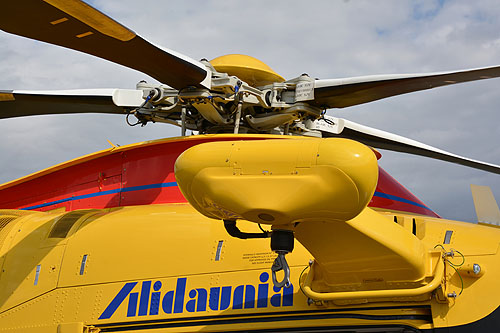 Hélicoptère de secours AW169 EI-LID d'ALIDAUNIA