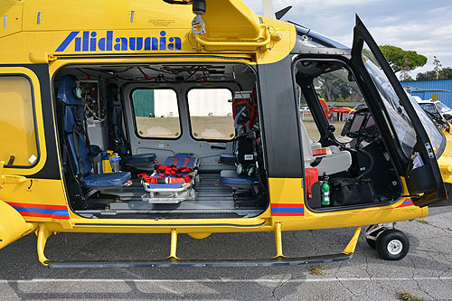 Hélicoptère de secours AW169 EI-LID d'ALIDAUNIA