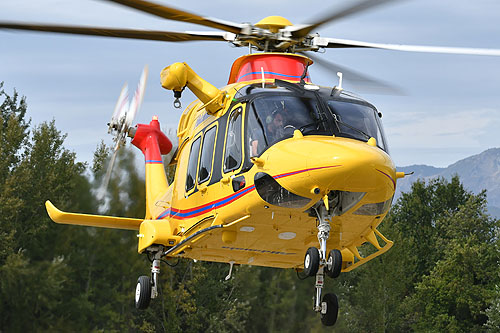 Hélicoptère de secours AW169 EI-LID d'ALIDAUNIA