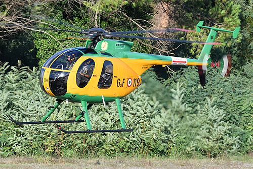 Hélicoptère NH500 Guardia di Finanza