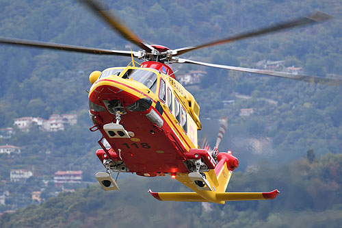 Hélicoptère de secours AW139 I-TOMS Pegaso 3 BABCOCK