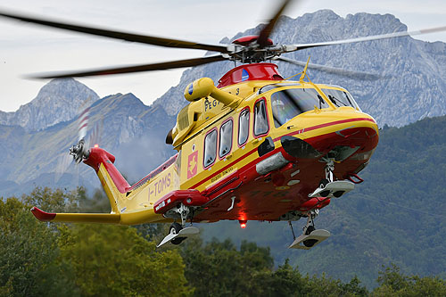 Hélicoptère de secours AW139 I-TOMS Pegaso 3 BABCOCK