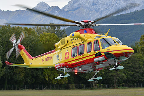 Hélicoptère de secours AW139 I-TOMS Pegaso 3 BABCOCK