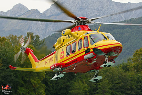 Hélicoptère de secours AW139 I-TOMS Pegaso 3 BABCOCK