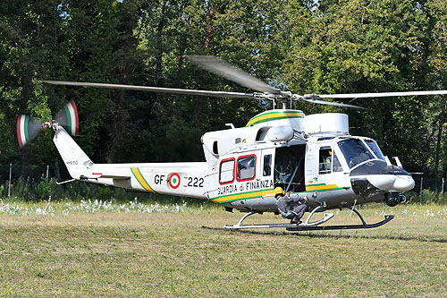 AB412 Guardia di Finanza