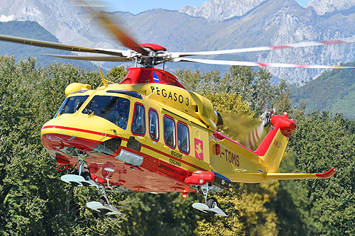 Hélicoptère de secours AW139 Pegaso 3 I-TOMS