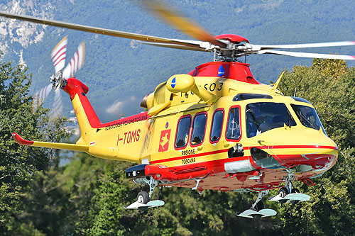 Hélicoptère de secours AW139 Pegaso 3 I-TOMS