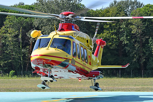 Hélicoptère de secours AW139 Pegaso 3 I-TOMS