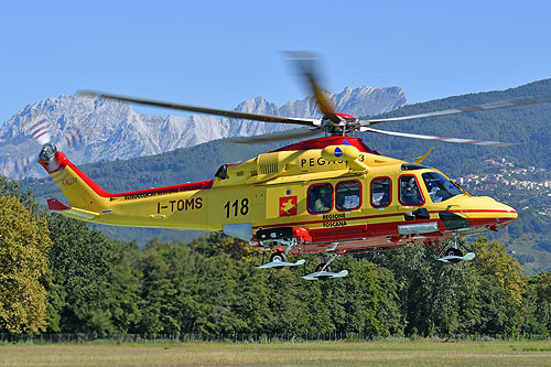 Hélicoptère de secours AW139 Pegaso 3 I-TOMS