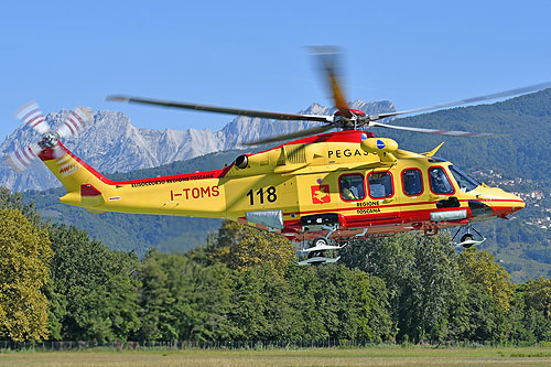 Hélicoptère de secours AW139 Pegaso 3 I-TOMS