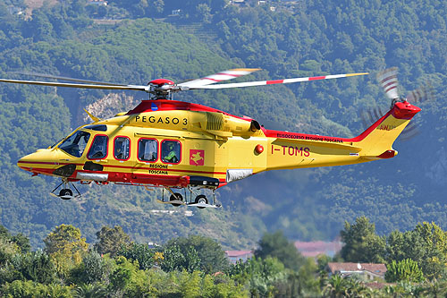 Hélicoptère de secours AW139 Pegaso 3 I-TOMS