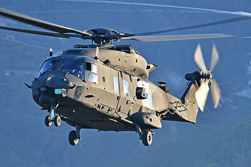 Hélicoptère NH90 NFH Esercito